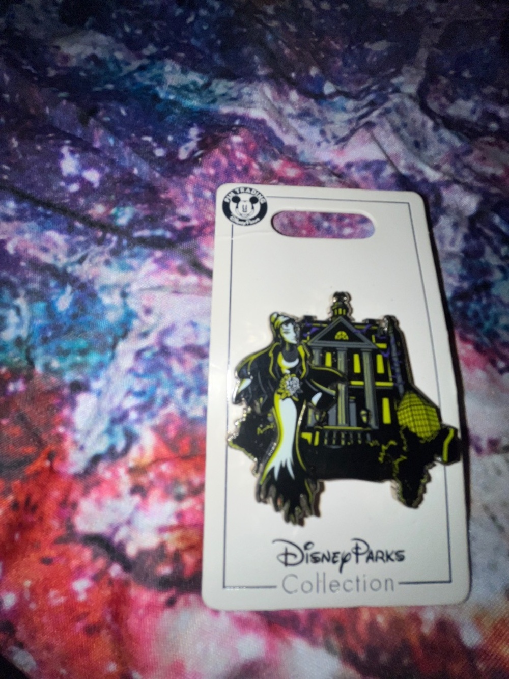 Disney Haunted mansion Constance Hatchaway pin